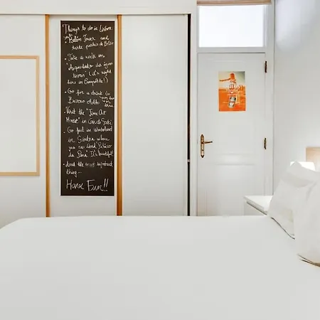 Charming 3 Bedroom In Campolide Apartman Lisboa